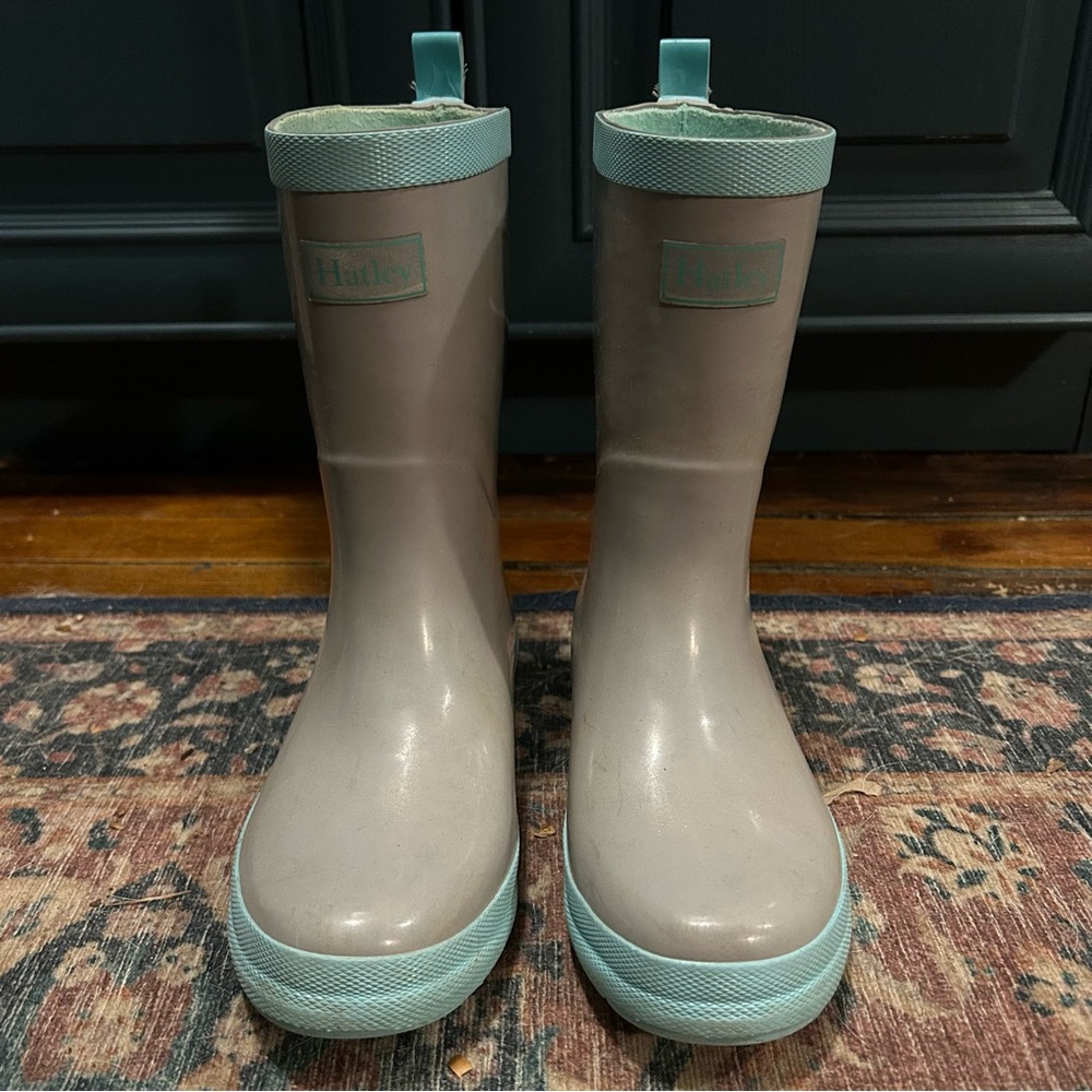 Hatley Kids Big Girl's ICY Landscape Boots SZ 1